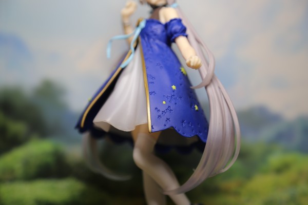 Coreful 洛天依 ~星空礼服款~