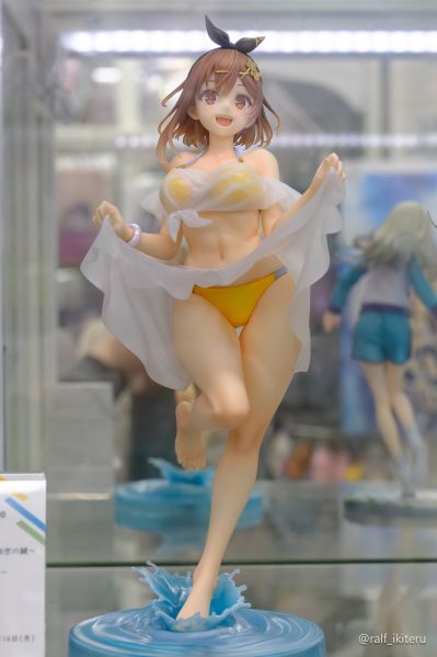 莱莎的炼金工房3 ~终结之炼金术士与秘密钥匙~ 莱莎琳・斯托特 泳装