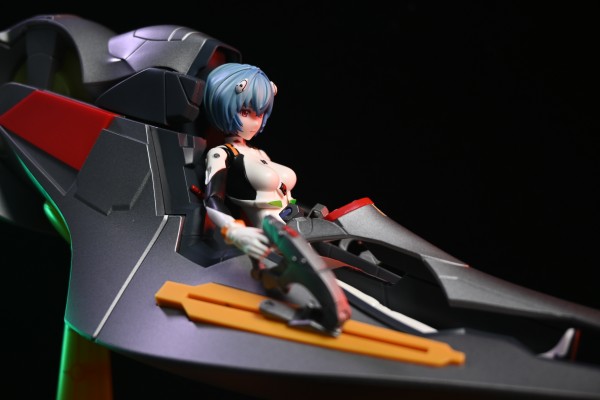 奇迹版 新世纪福音战士 绫波零 战斗服(驾驶舱特别版)