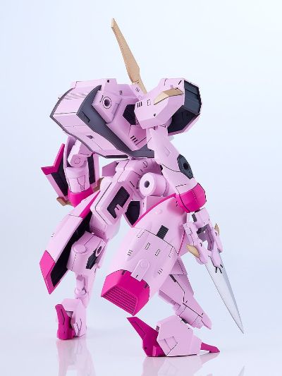 MODEROID TITANOMACHIA SIDE:CC 樱岚（粉红色）／（灰色补土涂装）