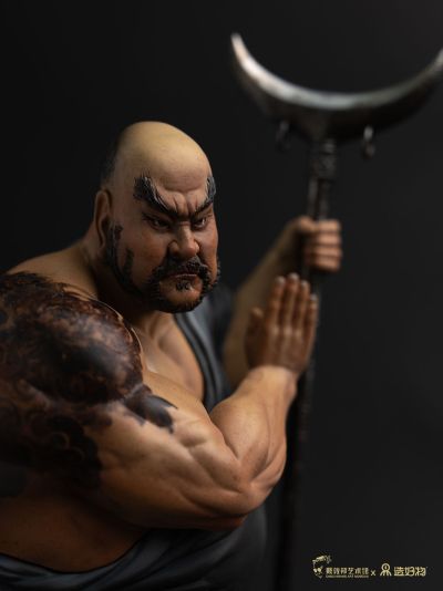 戴敦邦雕塑-鲁智深