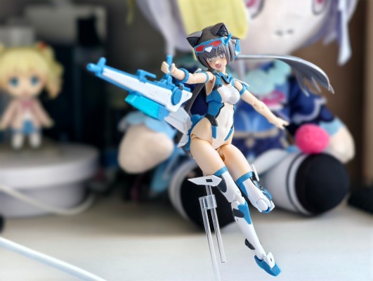 机甲少女 短剑 泳装 蓝色冲击配色