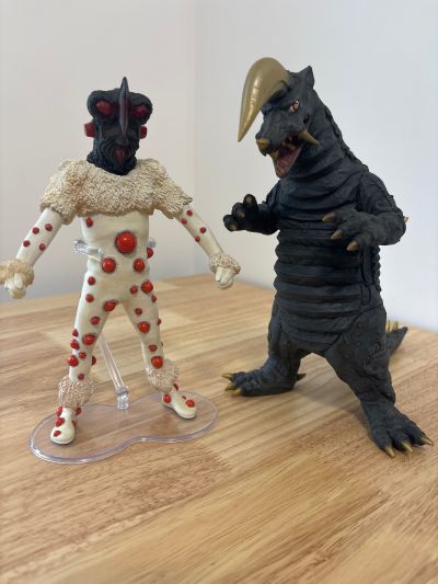 大怪兽系列 杰克奥特曼 那可尔星人+布莱克王 激战配色