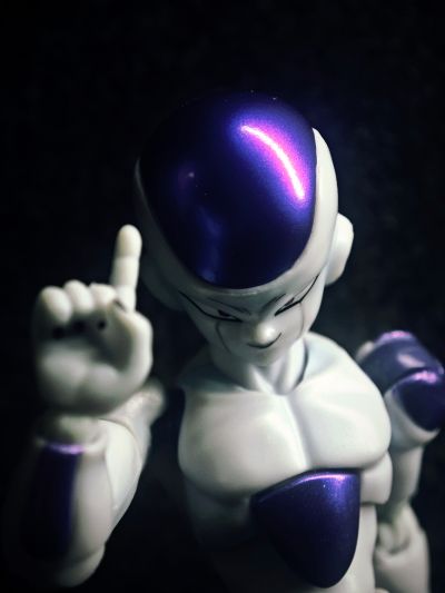 S.H.Figuarts  弗利萨 第四形态