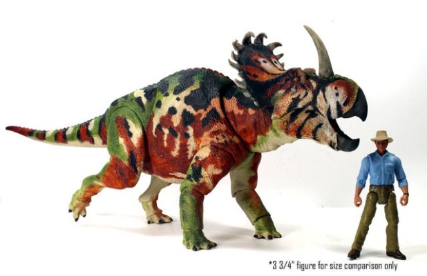 诸城中国角龙– 1/18可动玩偶