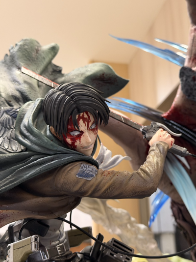 UPMAOT-02S 进击的巨人 利威尔 VS 兽之巨人