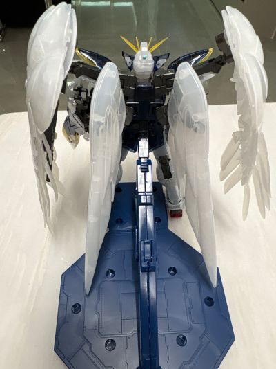 MG 1/100  高达基地专属商品  飞翼高达零式·无尽的华尔兹 Ka版 [透明配色]