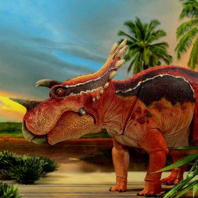 皇家角龙– 1/18可动玩偶