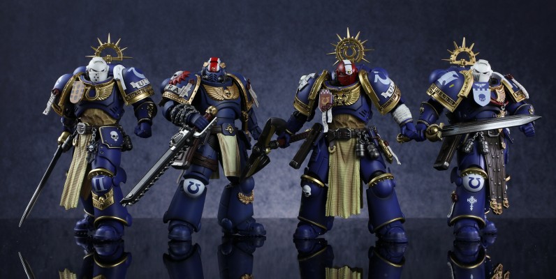 战锤40000 极限战士 梅陶罗斯 配备能量斧，风暴盾和等离子手枪