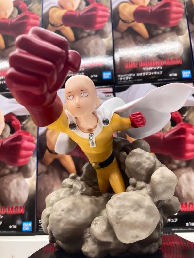 透视手办  一拳超人 琦玉