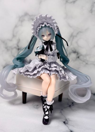 压泡面 初音未来 古典娃娃