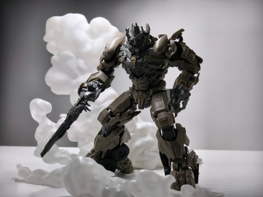 变形金刚-超越版 CC23-变形金刚电影3 大黄蜂