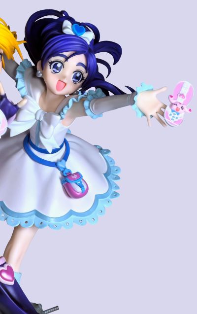 Lucrea 光之美少女 黑天使 与 白天使