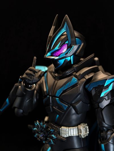 S.H.Figuarts 假面骑士X极狐