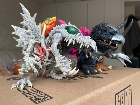 Q版拟真 丧尸暴龙兽 “G细胞”侵蚀形态