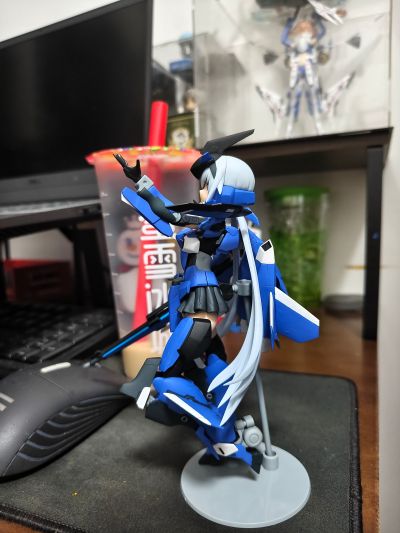 机甲少女 短剑 XF-3 与 短剑装甲套装（暂译）