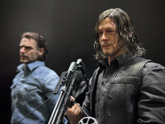 《行尸走肉》第八季-尼根·史密斯1/6收藏级可动人偶