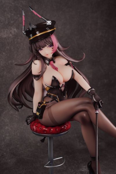 审讯官 宇佐美薰