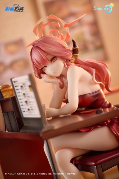 蔚蓝档案 陆八魔爱露（礼服）纪念大厅版