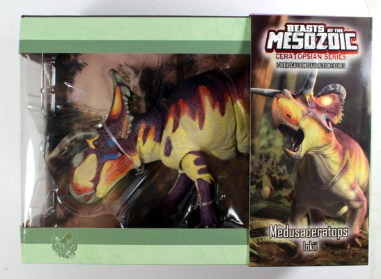 梅杜莎角龙- 1/18可动玩偶