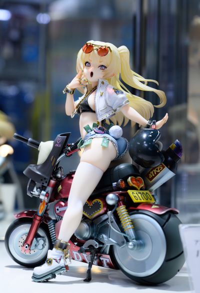 碧蓝航线 贝奇 华丽的速度之星