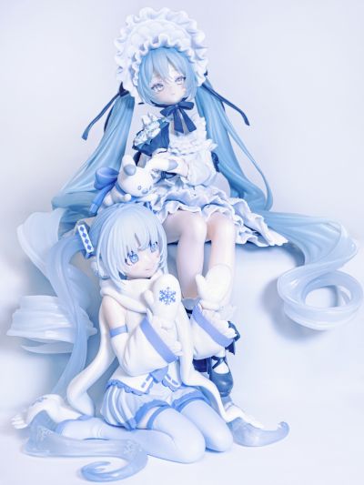 压泡面 初音未来 古典娃娃