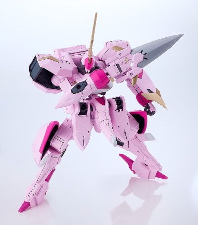 MODEROID TITANOMACHIA SIDE:CC 樱岚（粉红色）／（灰色补土涂装）