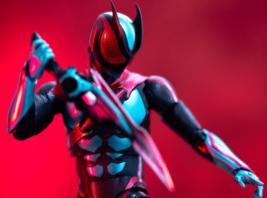 S.H.Figuarts 假面骑士ZZZ 肌体冲击