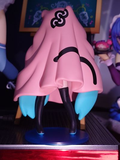 艺术家联名模型 初音未来✕FACE