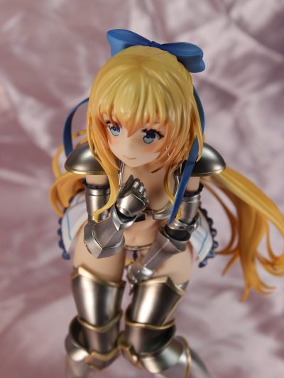 哥布林杀手 第二季 女神官 比基尼盔甲