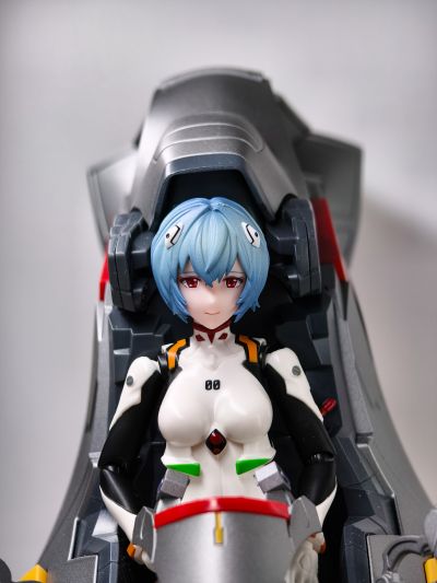 奇迹版 新世纪福音战士 绫波零 战斗服(驾驶舱特别版)