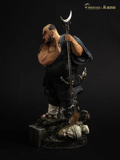 戴敦邦雕塑-鲁智深