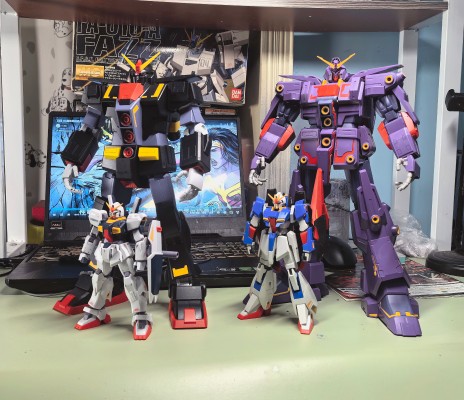 HGUC 1/144 机动战士Z高达 MRX-009 精神感应高达