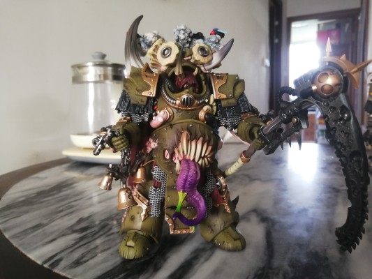 战锤40000 死亡守卫 死亡寿衣终结者勇士 配备收割者镰刀和瘟疫喷射护手