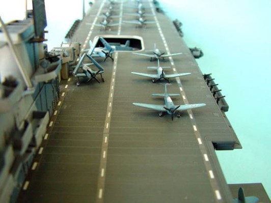 05603 美国 CV-10 约克郡号 航空母舰 1944年