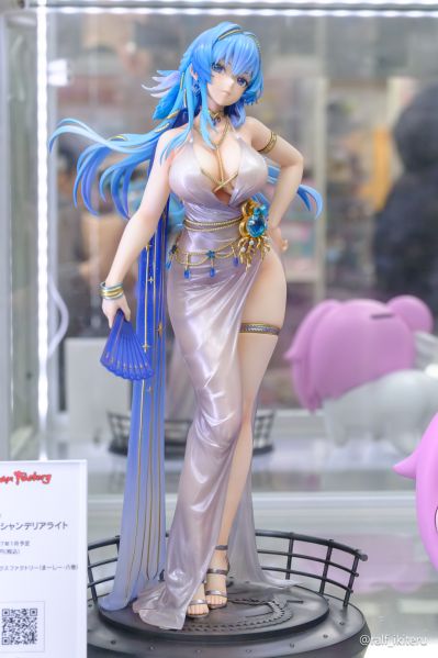 胜利女神：新的希望 海伦：水晶派对