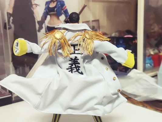 S.H.Figuarts 波尔萨利诺 -未来岛艾格赫德-