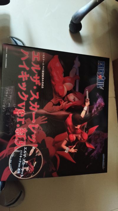 妖精的尾巴 艾尔莎・史卡雷特 高踢 红兔