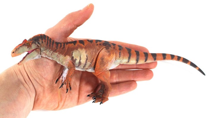 詹氏异特龙– 1/35可动玩偶