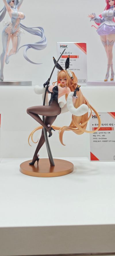 S.K.P 胜利女神：新的希望 露菲  奢侈兔