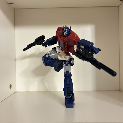 变形金刚大师级 合体系列 MPG-09 超级仁莱