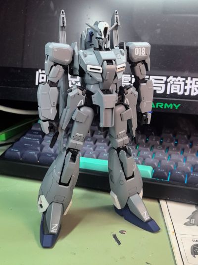 MG  1/100 Z Plus（机动战士高达独角兽版）