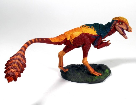 奇异帝龙- 1/6可动玩偶