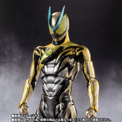 S.H.Figuarts 假面骑士ZZZ 闪电等离子形态