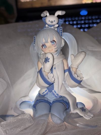 压泡面 初音未来 雪未来 天空小镇（Sky Town）