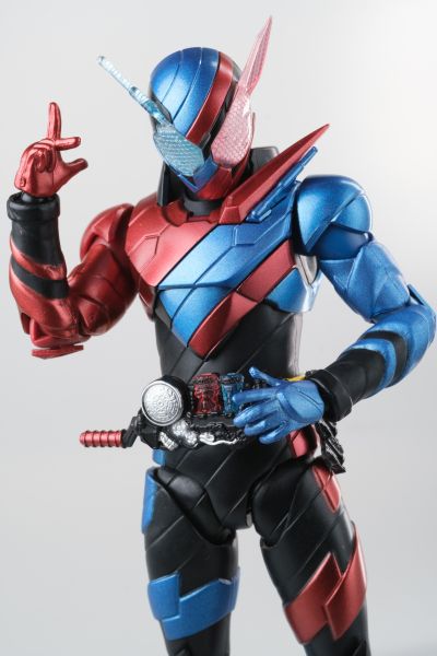 S.H.Figuarts 假面骑士创骑 兔子坦克形态  [BEST SELECTION]