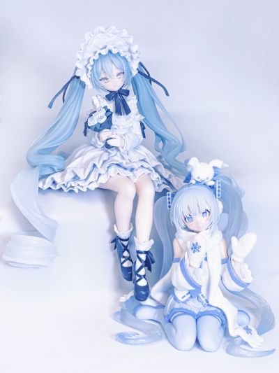 压泡面 初音未来 雪未来 天空小镇（Sky Town）