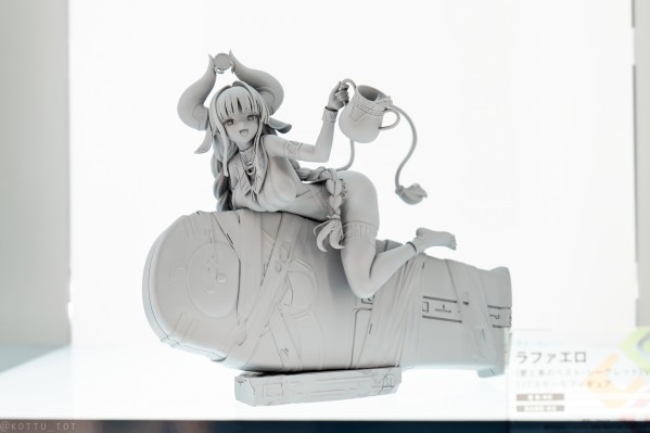 碧蓝航线 拉斐尔 爱与美的秘密珍藏