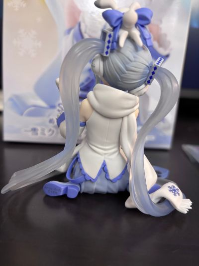 压泡面 初音未来 雪未来 天空小镇（Sky Town）