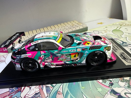 初音未来 GT企划 1/18 GOODSMILE 初音未来 AMG 2025 开幕战